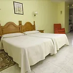 & Cons Da Garda Apartmanhotel