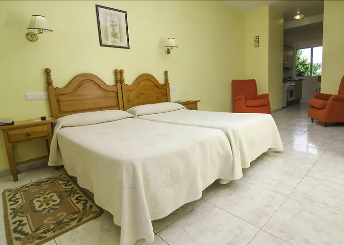 & Cons Da Garda Aparthotel